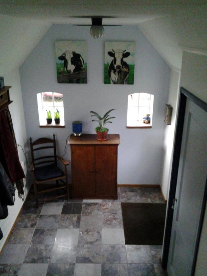 Bed & Breakfast “ Gastvrij Onthaal “ Een-West Kültér fotó
