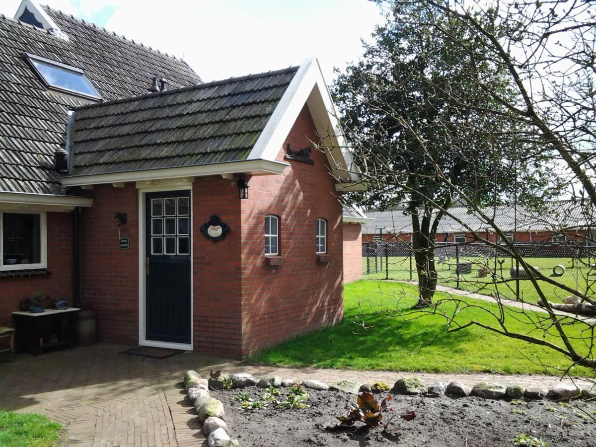 Bed & Breakfast “ Gastvrij Onthaal “ Een-West Kültér fotó